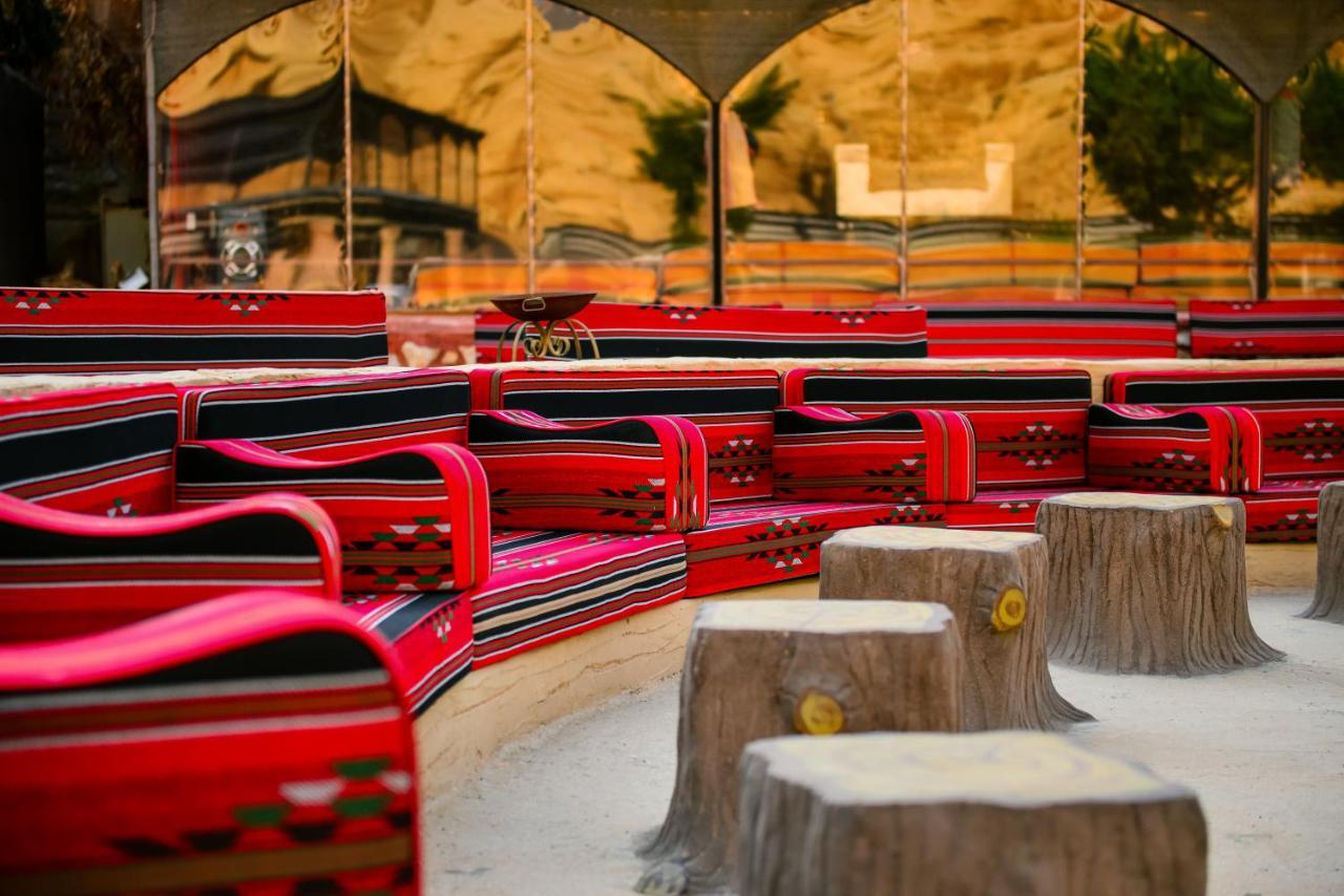 Little Petra Bedouin Camp Al Hayy Exterior foto