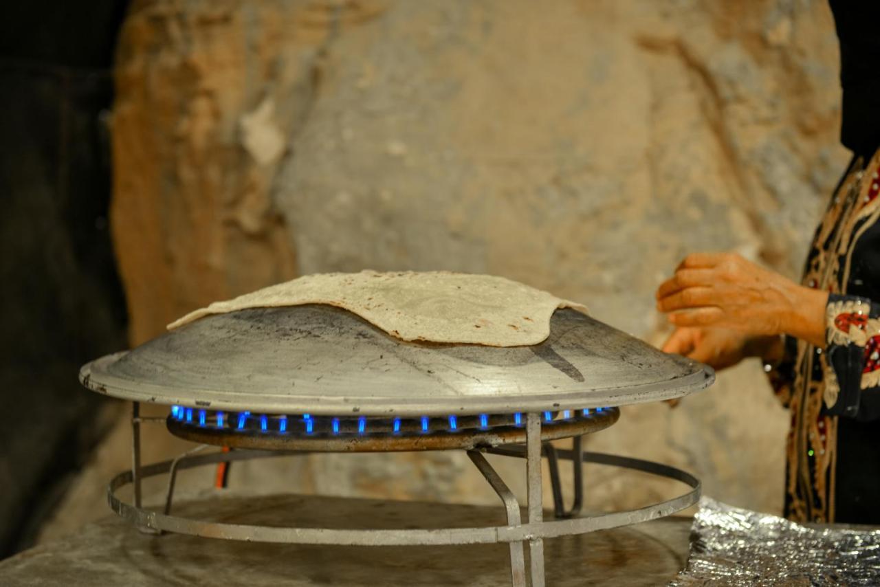 Little Petra Bedouin Camp Al Hayy Exterior foto